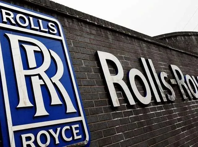 Rolls-Royce Shares Soar: £7bn Buyback & 2025 Profit Beat