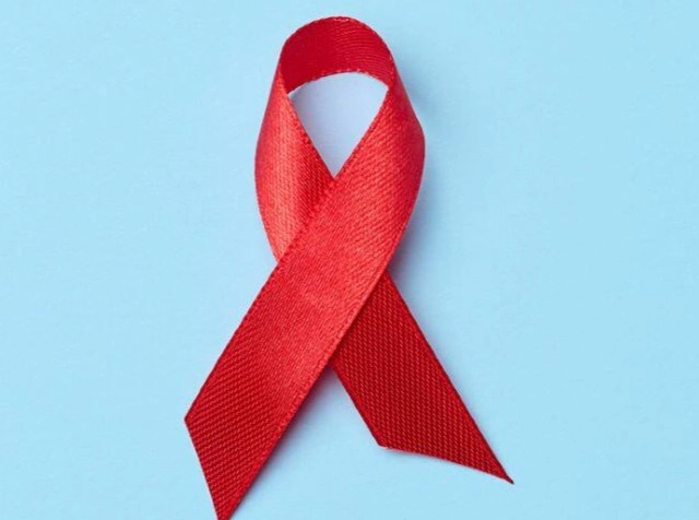 More HIV testing could help stop new cases in England by 2030